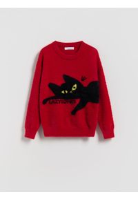 Reserved - Sweter z dzianiny z długim włosem - czerwony. Kolor: czerwony. Materiał: dzianina. Długość: długie