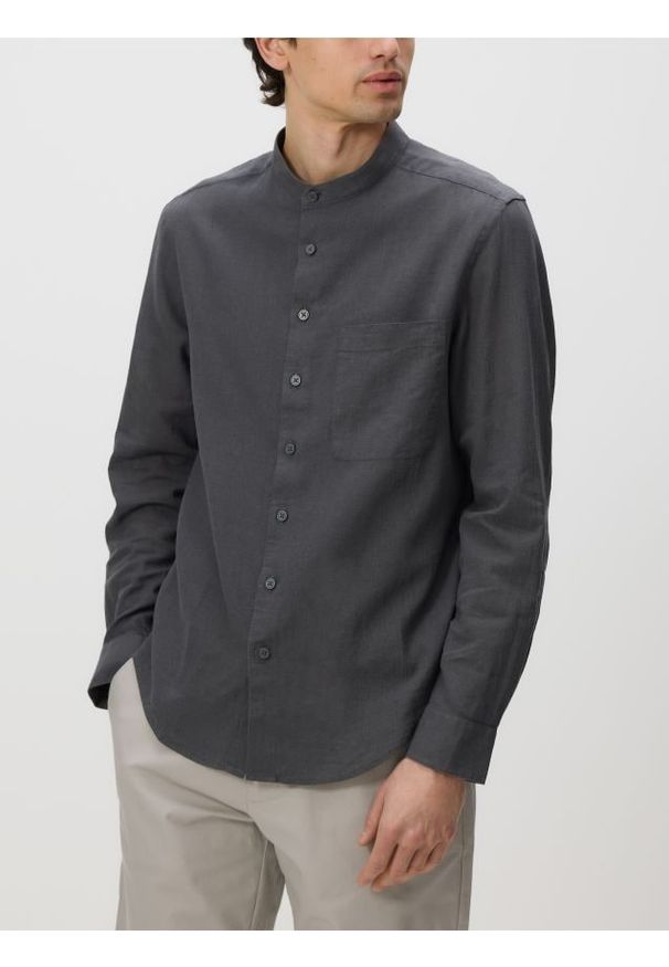 Reserved - Koszula regular fit z lnem - ciemnoszary. Kolor: szary. Materiał: len
