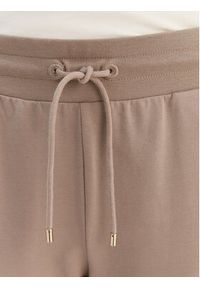 EA7 Emporio Armani Spodnie dresowe 7W000461 AF13135 U6167 Beżowy Regular Fit. Kolor: beżowy. Materiał: bawełna #4