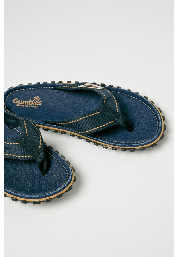 Gumbies - Japonki Islander Dark Denim. Kolor: niebieski. Materiał: denim. Obcas: na obcasie. Wysokość obcasa: niski