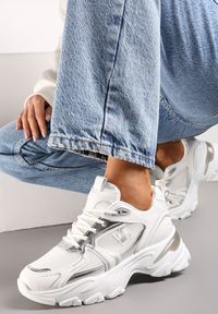 Renee - Biało-Srebrne Sznurowane Sneakersy z Siateczką i Wycięciami Solenare. Kolor: biały #1