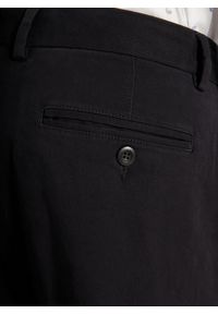 Pako Lorente - PAKO LORENTE - Granatowe spodnie chino z bawełną. Kolor: niebieski. Materiał: bawełna. Wzór: gładki. Sezon: zima, jesień. Styl: klasyczny #2