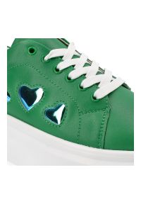 Zielone Sneakersy Artiker Stylowe Obuwie Damskie Z Serduszkami. Kolor: zielony. Materiał: materiał #4