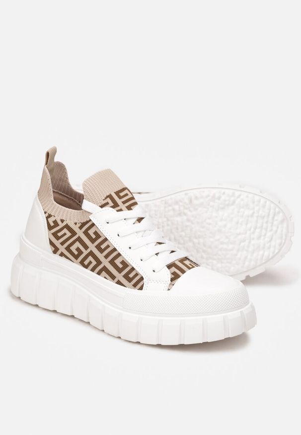 Born2be - Biało-Beżowe Sneakersy na Platformie z Geometrycznym Wzorem Lallana. Nosek buta: okrągły. Kolor: biały. Materiał: materiał, guma. Szerokość cholewki: normalna. Wzór: geometria. Obcas: na platformie