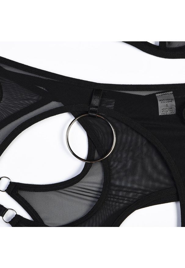 Intica - Komplet bielizny z wycięciami na romantyczne wieczory Alison. Kolor: czarny. Materiał: tkanina, materiał