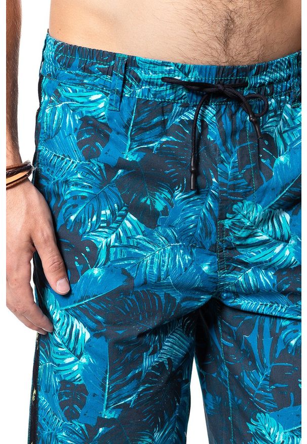 Mustang - SPODENKI MUSTANG Palm Beach Shorts 1009628 11724. Okazja: na plażę. Wzór: kwiaty