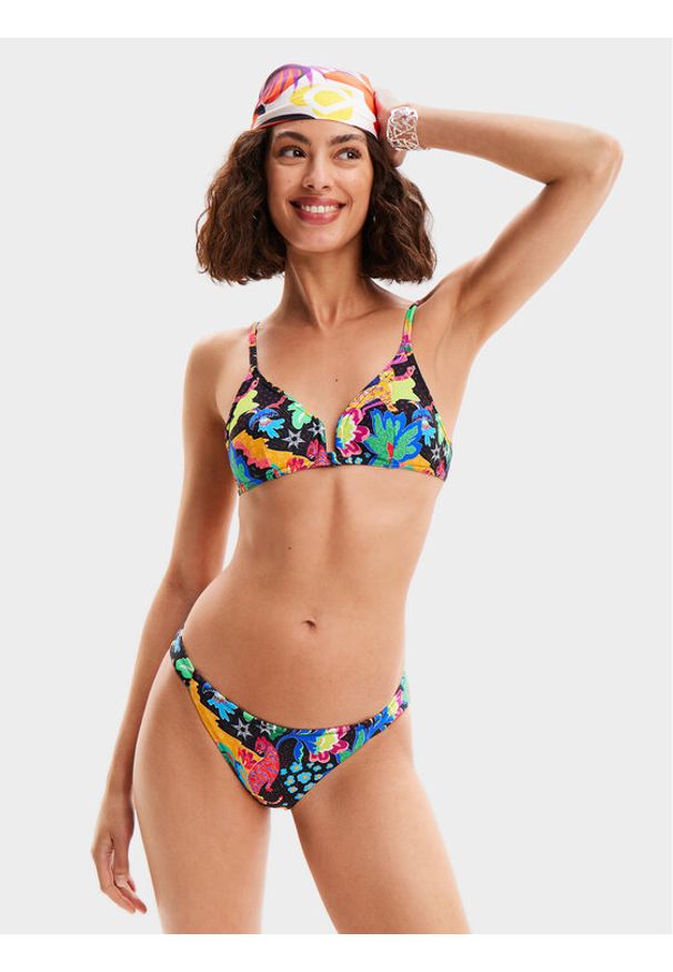 Desigual Góra od bikini Jungle 24SWMK10 Kolorowy. Materiał: syntetyk. Wzór: kolorowy