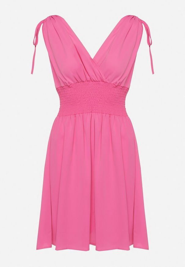 Born2be - Różowa Sukienka z Kopertowym Dekoltem Ściągana na Ramionach z Gumką w Talii Cornia. Typ kołnierza: dekolt kopertowy. Kolor: różowy. Typ sukienki: kopertowe