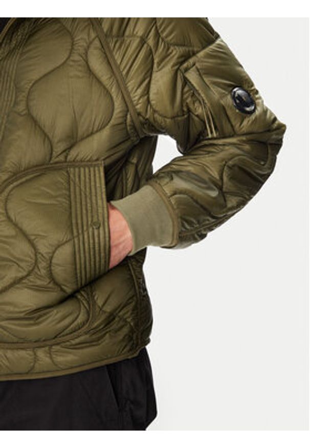 C.P. Company Kurtka przejściowa 19CMOW047A 110158A Zielony Regular Fit. Kolor: zielony. Materiał: syntetyk