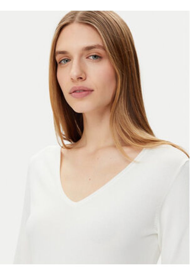Morgan Sweter 251-MIELO Biały Slim Fit. Kolor: biały. Materiał: wiskoza