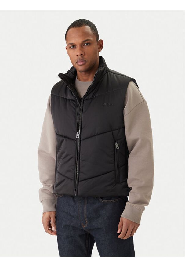 Hugo - HUGO Bezrękawnik Berolino 2611 50556381 Czarny Regular Fit. Kolor: czarny. Materiał: syntetyk. Długość rękawa: bez rękawów