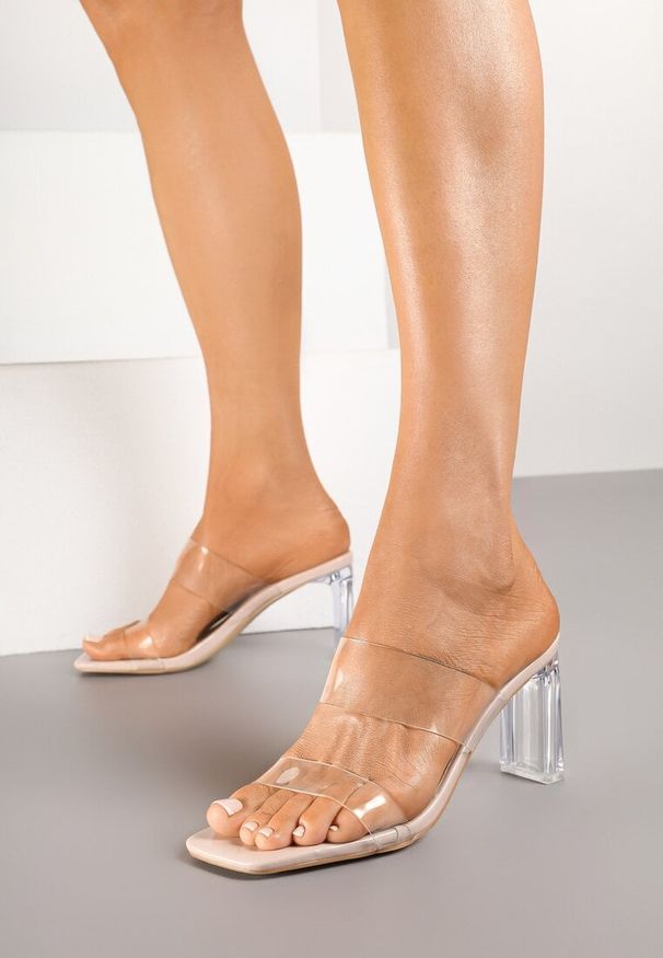 Born2be - Beżowe Klapki na Obcasie z Transparentnymi Paskami Felretis. Kolor: beżowy. Obcas: na obcasie. Wysokość obcasa: średni