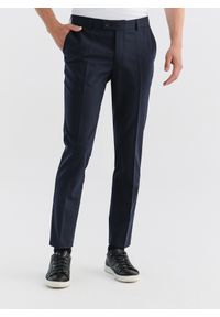 Pako Lorente - PAKO LORENTE – Gładkie granatowe spodnie garniturowe. Kolor: niebieski. Materiał: wełna, poliester, elastan. Wzór: gładki #10