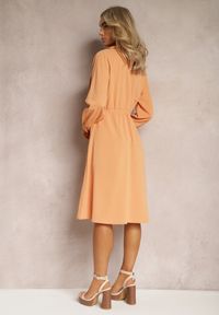 Renee - Pomarańczowa Koszulowa Sukienka Midi z Paskiem w Komplecie Neboa. Kolor: pomarańczowy. Typ sukienki: koszulowe. Długość: midi