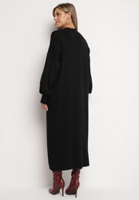 Born2be - Czarna Sweterkowa Sukienka z Półgolfem i Wiskozą o Pudełkowym Kroju Salithra. Kolor: czarny. Materiał: wiskoza. Długość rękawa: długi rękaw. Typ sukienki: proste. Styl: wizytowy, elegancki #3