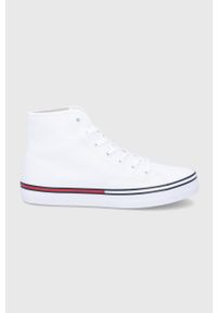 Tommy Jeans trampki damskie kolor biały. Nosek buta: okrągły. Zapięcie: sznurówki. Kolor: biały. Materiał: guma, bawełna. Szerokość cholewki: normalna