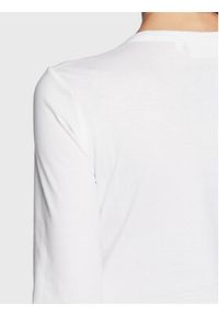 Calvin Klein Bluzka Smooth K20K205337 Biały Regular Fit. Kolor: biały. Materiał: bawełna #4