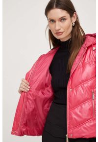 Answear Lab kurtka damska kolor różowy przejściowa. Kolor: różowy. Materiał: syntetyk. Styl: wakacyjny #3