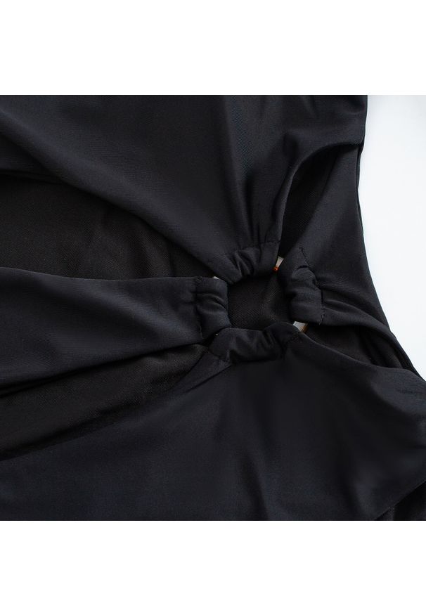 Intica - Strój kąpielowy jednoczęściowy z nowoczesnymi wycięciami Alicia. Kolor: pomarańczowy. Materiał: materiał