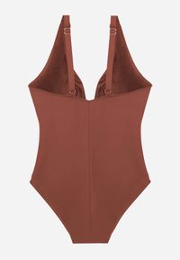 Born2be - Brązowy Elegancki Strój Kąpielowy Jednoczęściowy z Metaliczną Aplikacją Vilinaith. Kolekcja: plus size. Kolor: brązowy. Wzór: aplikacja #5