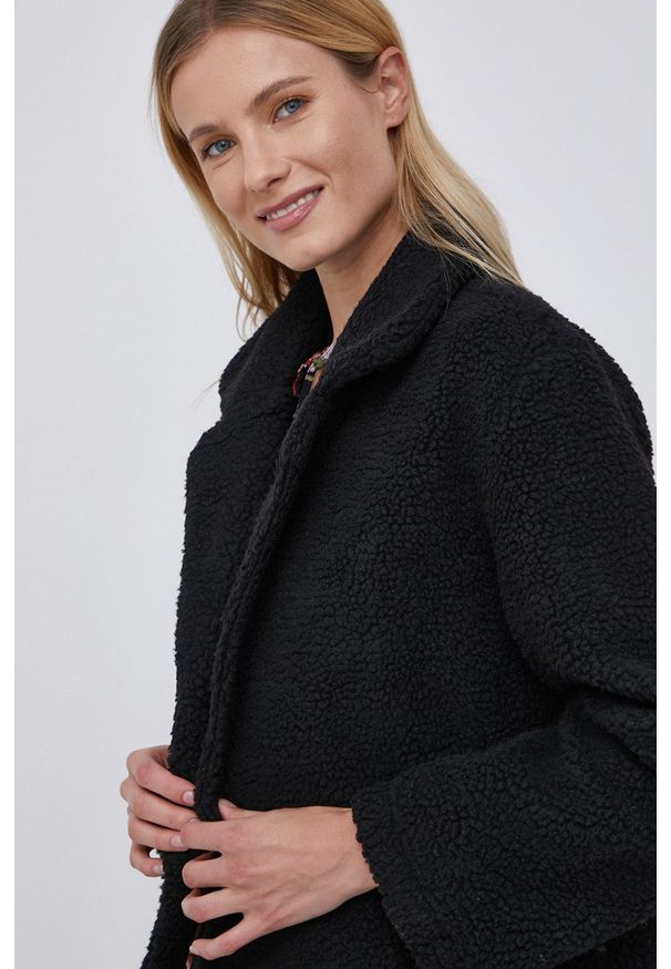 JDY - Jacqueline de Yong Płaszcz damski kolor czarny przejściowy. Okazja: na co dzień. Kolor: czarny. Materiał: tkanina. Wzór: gładki. Styl: klasyczny, casual