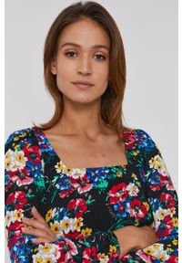 Desigual Sukienka mini prosta. Okazja: na co dzień. Materiał: tkanina. Długość rękawa: długi rękaw. Typ sukienki: proste. Styl: casual. Długość: mini #2