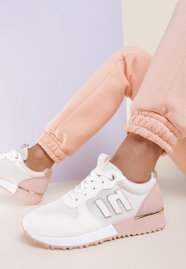 Renee - Biało-Różowe Sneakersy Orsea. Zapięcie: sznurówki. Kolor: biały. Materiał: syntetyk, materiał, nubuk. Szerokość cholewki: normalna. Wzór: aplikacja