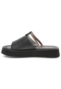Czarne Klapki S.Barski Modne Obuwie Damskie. Okazja: na co dzień. Kolor: czarny. Materiał: skóra. Wzór: paski, aplikacja. Sezon: lato. Styl: casual, klasyczny, elegancki #3