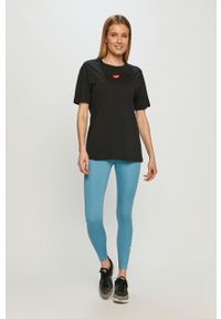 Nike Sportswear - T-shirt. Okazja: na co dzień. Kolor: czarny. Materiał: dzianina. Wzór: nadruk. Styl: casual #4