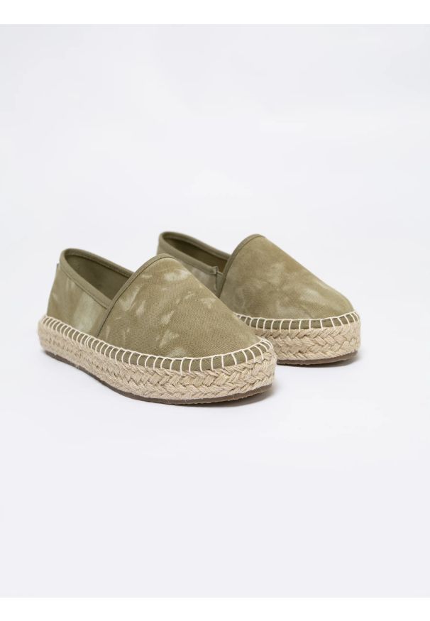 Big-Star - Espadryle damskie khaki LL274853 303. Kolor: zielony. Materiał: jeans. Szerokość cholewki: normalna. Sezon: lato. Obcas: na platformie
