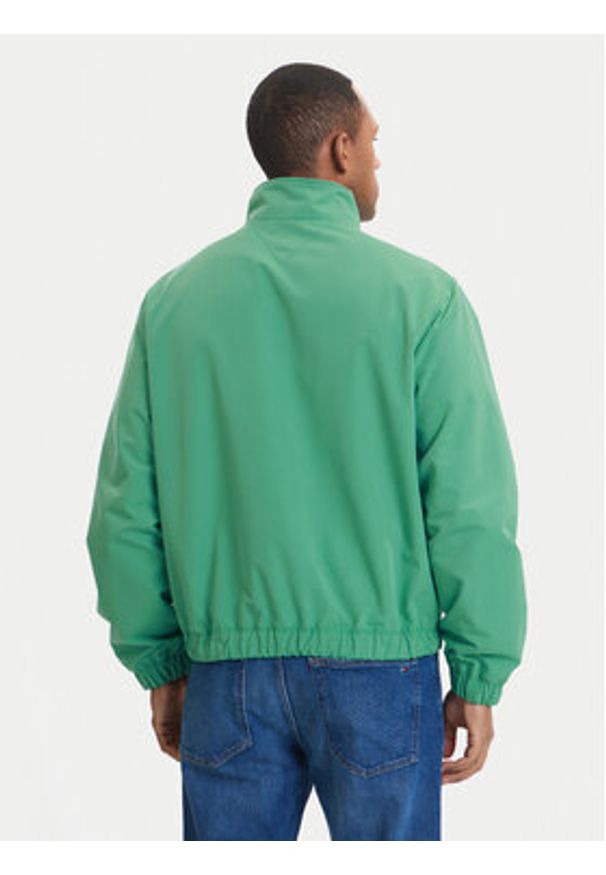 Tommy Jeans Kurtka przejściowa Essential DM0DM22720 Zielony Regular Fit. Kolor: zielony. Materiał: syntetyk
