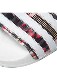Adidas - adidas Klapki adilette W H00569 Biały. Kolor: biały. Materiał: skóra #4