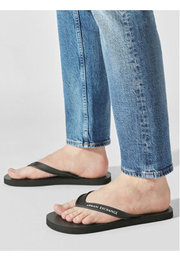 Armani Exchange Japonki XUQ002 XV676 00002 Czarny. Kolor: czarny