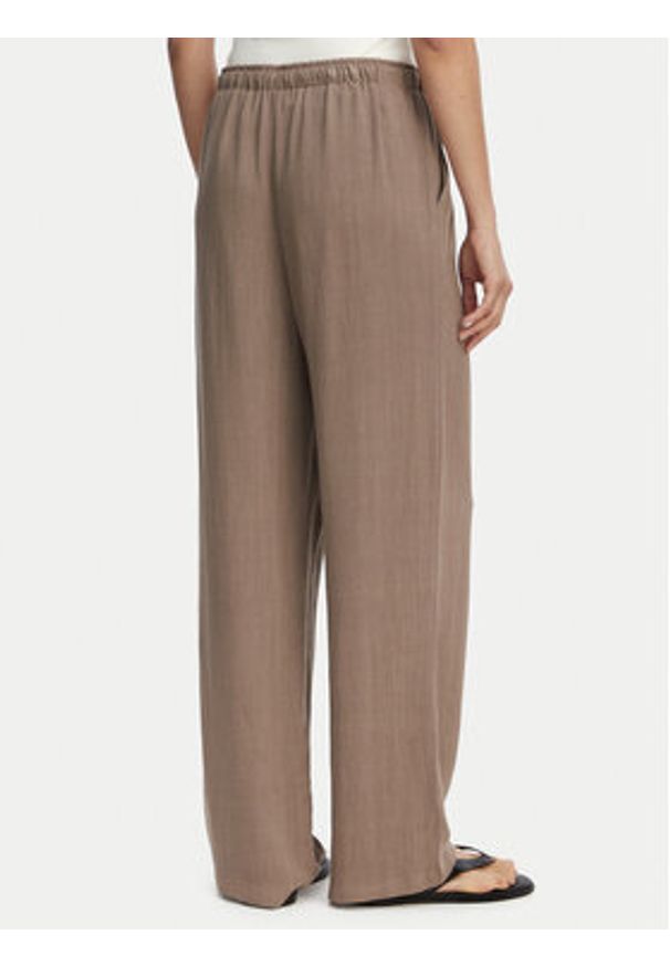 only - ONLY Spodnie materiałowe Siesta 15322263 Brązowy Regular Fit. Kolor: brązowy. Materiał: wiskoza