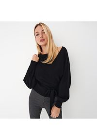 Mohito - Czarny sweter z wiązaniem - Czarny. Kolor: czarny #1