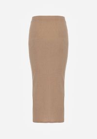 Renee - Ciemnobeżowa Teksturowana Spódnica Ołówkowa z Rozcięciem z Boku Piremilia. Okazja: na co dzień, na spacer. Kolor: beżowy. Materiał: tkanina. Styl: elegancki, casual #3