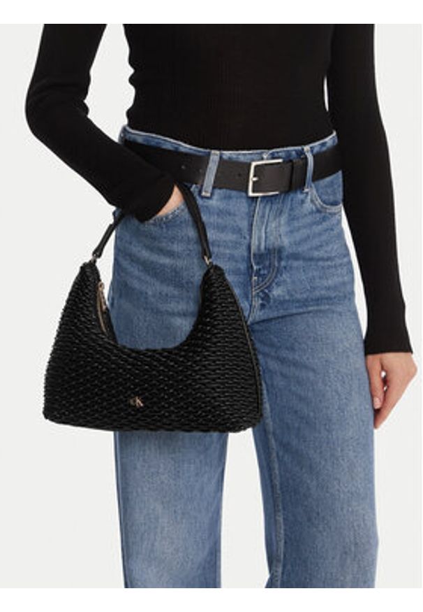 Calvin Klein Torebka LV04F3293G Czarny. Kolor: czarny. Materiał: skórzane