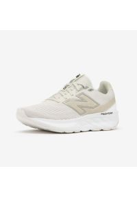 Buty do biegania damskie New Balance Fresh Foam 520 V9. Kolor: biały, beżowy, wielokolorowy. Szerokość cholewki: normalna