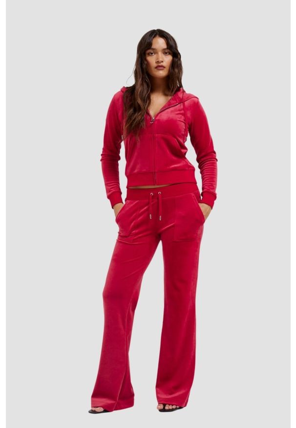 Juicy Couture - JUICY COUTURE Czerwone damskie spodnie dresowe Layla Low Rise. Kolor: czerwony. Materiał: dresówka