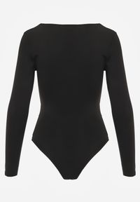 Renee - Czarne Body z Kwadratowym Dekoltem Macotte. Typ kołnierza: dekolt kwadratowy. Kolor: czarny. Materiał: jeans, skóra, materiał, wiskoza. Długość rękawa: długi rękaw. Długość: długie. Styl: elegancki #2