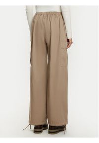 Converse Spodnie materiałowe 10026957-A03 Beżowy Relaxed Fit. Kolor: beżowy. Materiał: bawełna #3