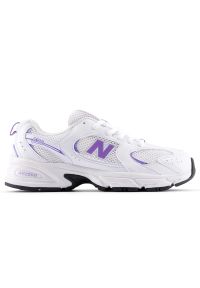 Buty dziecięce New Balance GR530CI – białe. Okazja: na co dzień, na uczelnię. Kolor: biały. Materiał: guma, materiał, syntetyk. Szerokość cholewki: normalna