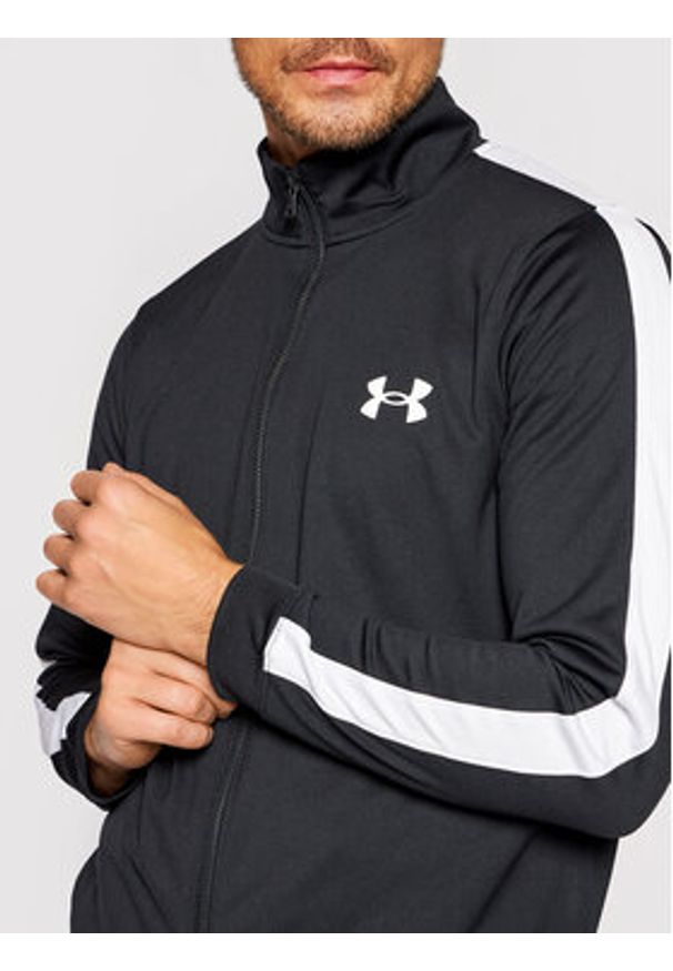 Under Armour Dres Ua Emea 1357139 Czarny Regular Fit. Kolor: czarny. Materiał: syntetyk