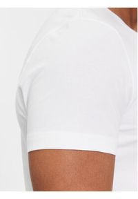 Calvin Klein T-Shirt K10K112724 Biały Slim Fit. Kolor: biały. Materiał: bawełna