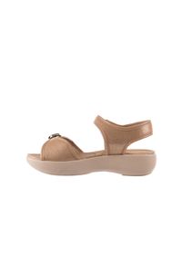 Sandały Azaleia 355 789 Point Beige, Beż, Materiał. Okazja: na spacer. Zapięcie: pasek. Kolor: beżowy. Materiał: tkanina. Wzór: aplikacja, paski. Sezon: lato. Obcas: na obcasie. Wysokość obcasa: średni #4