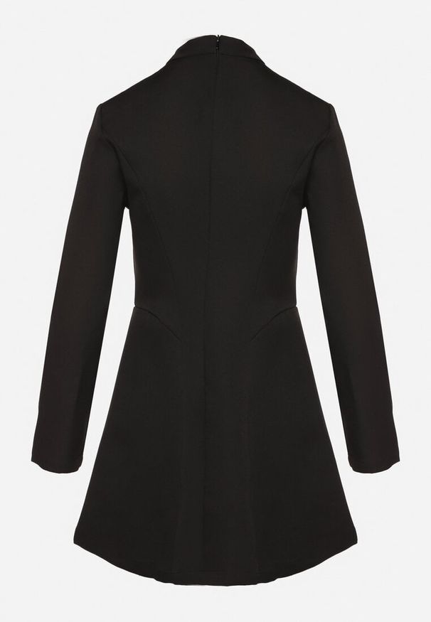 Born2be - Czarna Taliowana Sukienka o Rozkloszowanym Dole Virvesa. Okazja: na co dzień. Kolor: czarny. Styl: elegancki, casual