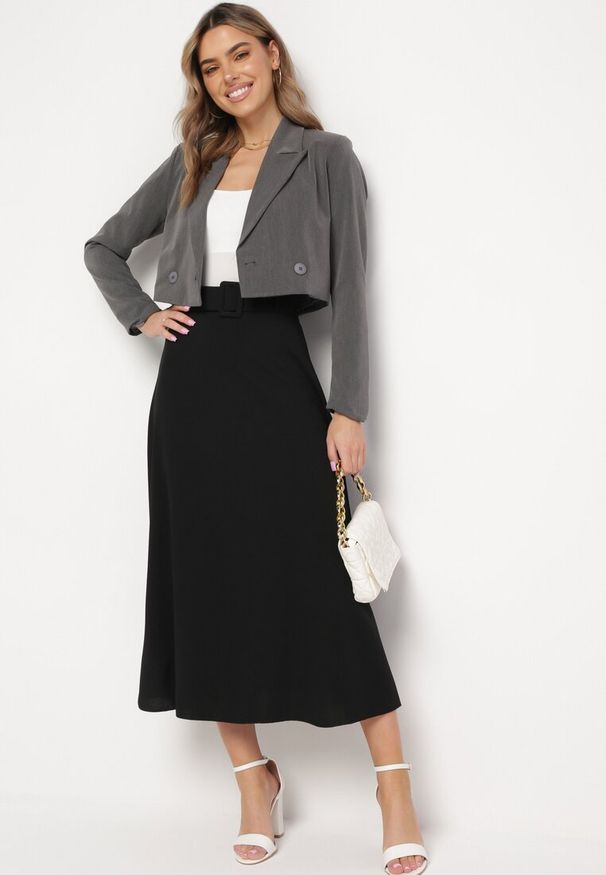 Born2be - Czarna Gładka Spódnica Maxi z Gumką w Pasie i Klamrą Orirsa. Kolor: czarny. Wzór: gładki. Styl: elegancki