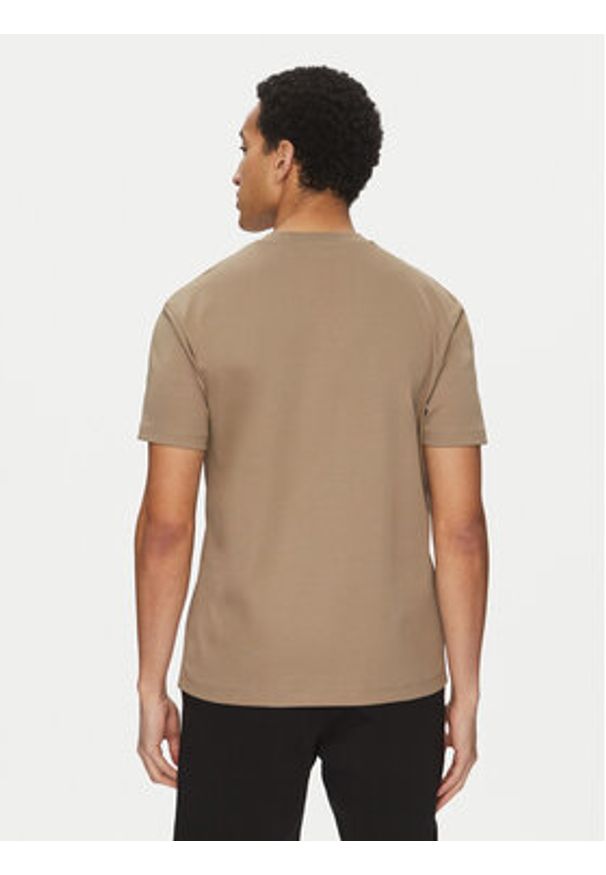 Hugo - HUGO T-Shirt Dalile 50505201 Brązowy Regular Fit. Kolor: brązowy. Materiał: bawełna