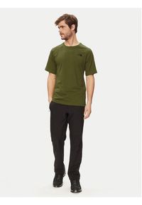 The North Face T-Shirt NF0A87NU Zielony Regular Fit. Kolor: zielony. Materiał: bawełna