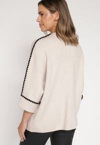 Born2be - Beżowy Sweter z Kontrastową Lamówką Tuselle. Okazja: do pracy, na spotkanie biznesowe. Kolor: beżowy. Materiał: jeans. Styl: biznesowy #4